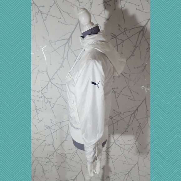 Puma BMW F1 Sauber Team White Full Zip Hoodie - Picture 3 of 5